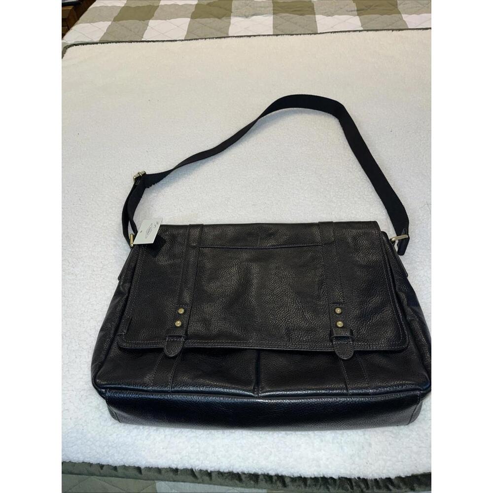 FOSSIL Black Soft Pebbled Leather Briefcase Messenger Laptop BookBag NWT